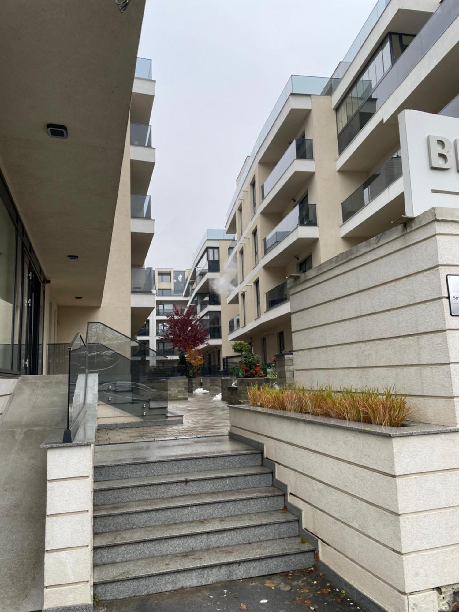 Studiokris Lägenhet Bukarest Exteriör bild